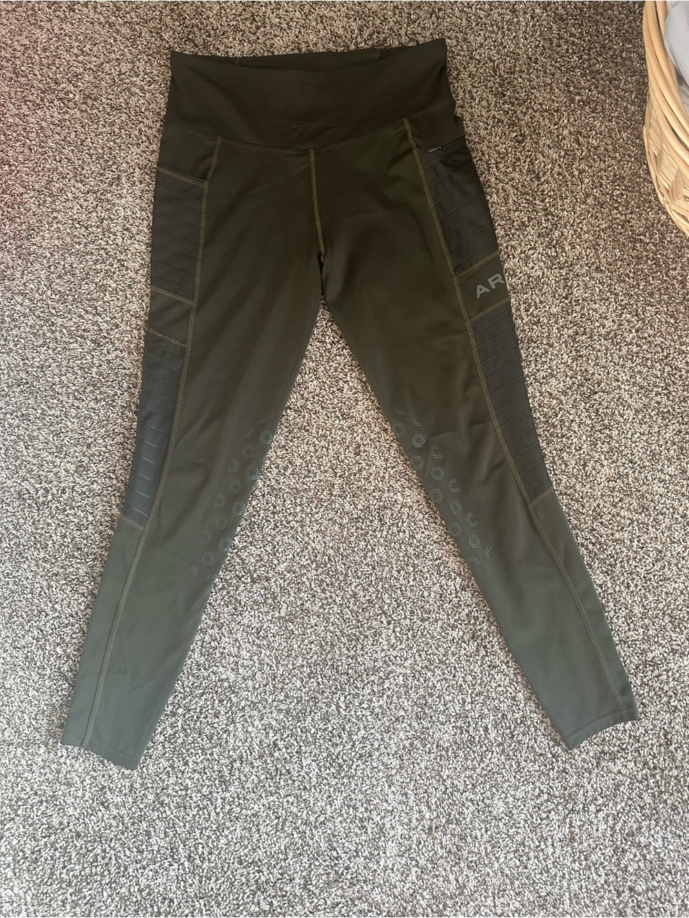 Ariat AriatTEK Women's Riding Leggings – Size M – Olive Green